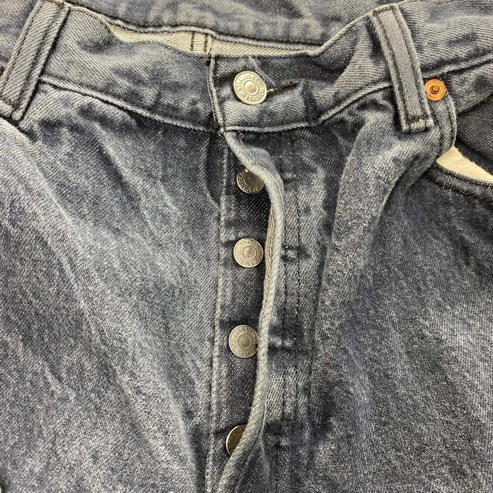 VTG Levis Jeans Mens 36X33 Dark Blue Denim Pants 501 Button Fly Straight 90s Y2K